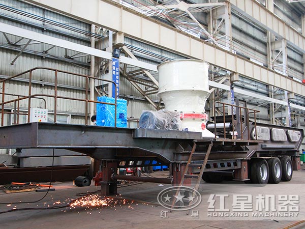 紅星車載移動碎石機(jī)生產(chǎn)車間
