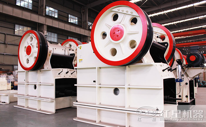顎式破碎機(jī)，強(qiáng)破碎比，大處理量